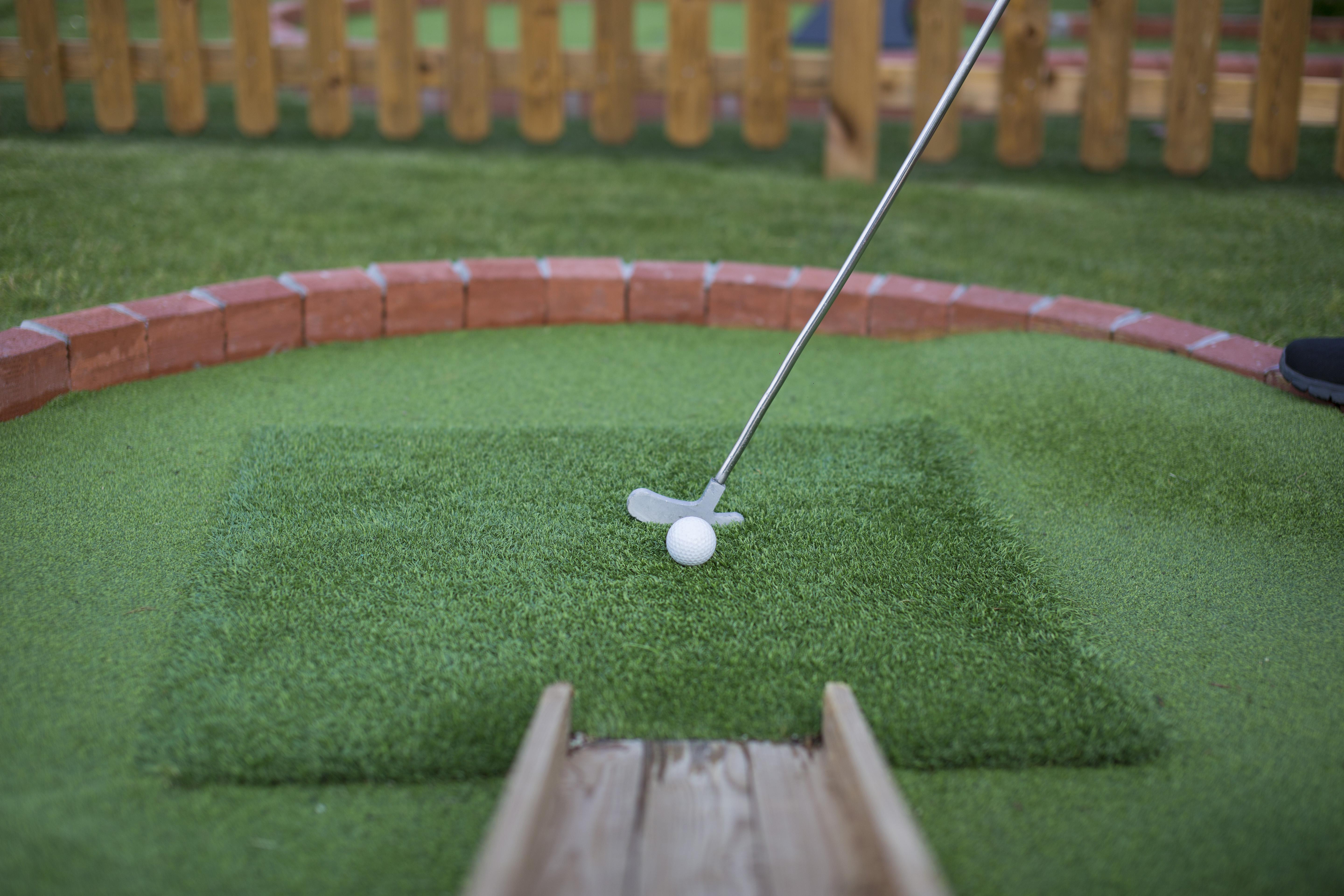 Lara Barut Collection Hotel Antalya Exterior foto A mini golf ball and putter