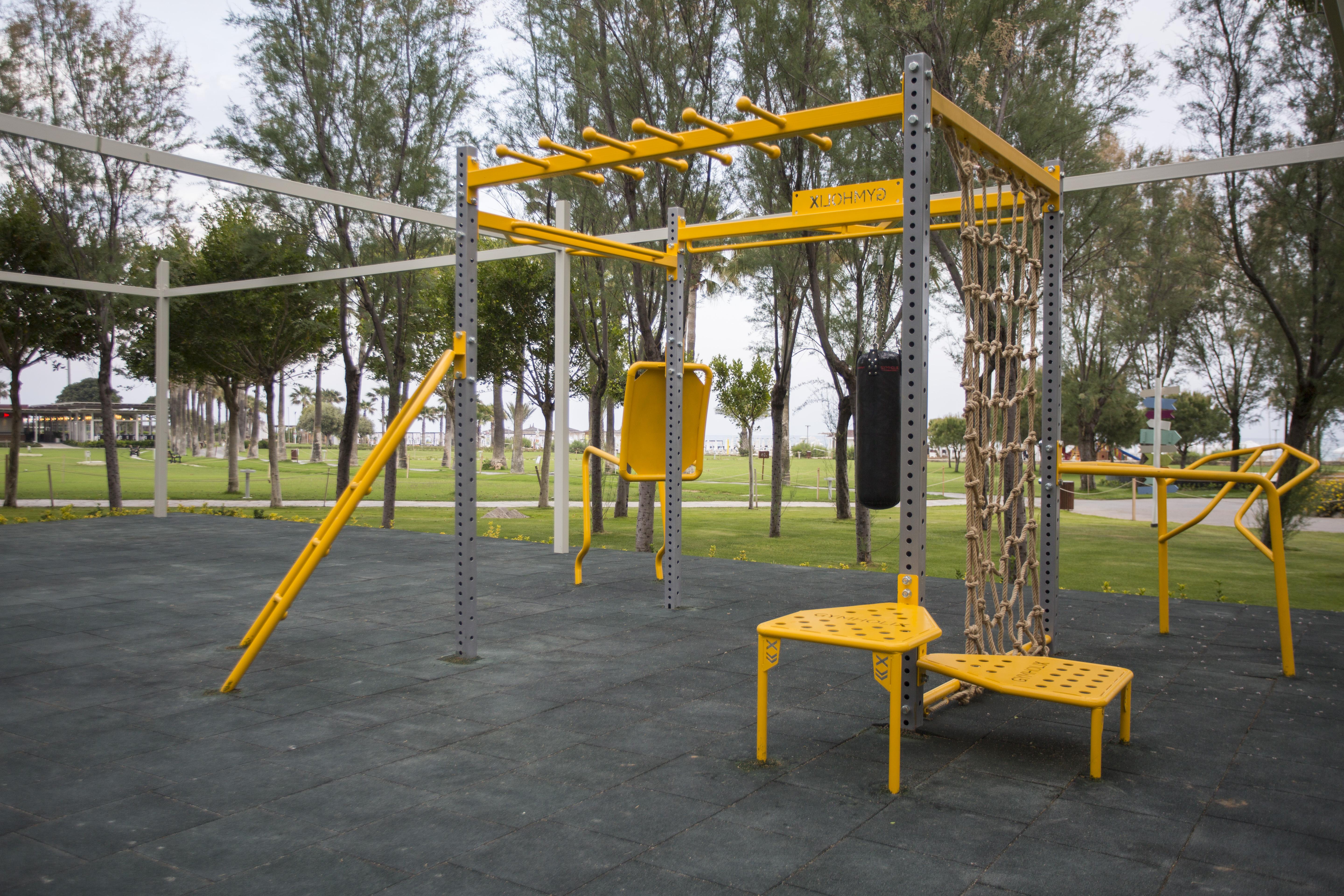 Lara Barut Collection Hotel Antalya Exterior foto Calisthenics equipment