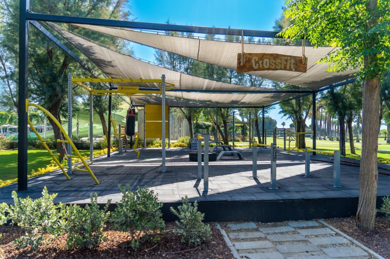 Lara Barut Collection Hotel Antalya Exterior foto The outdoor gym at the park