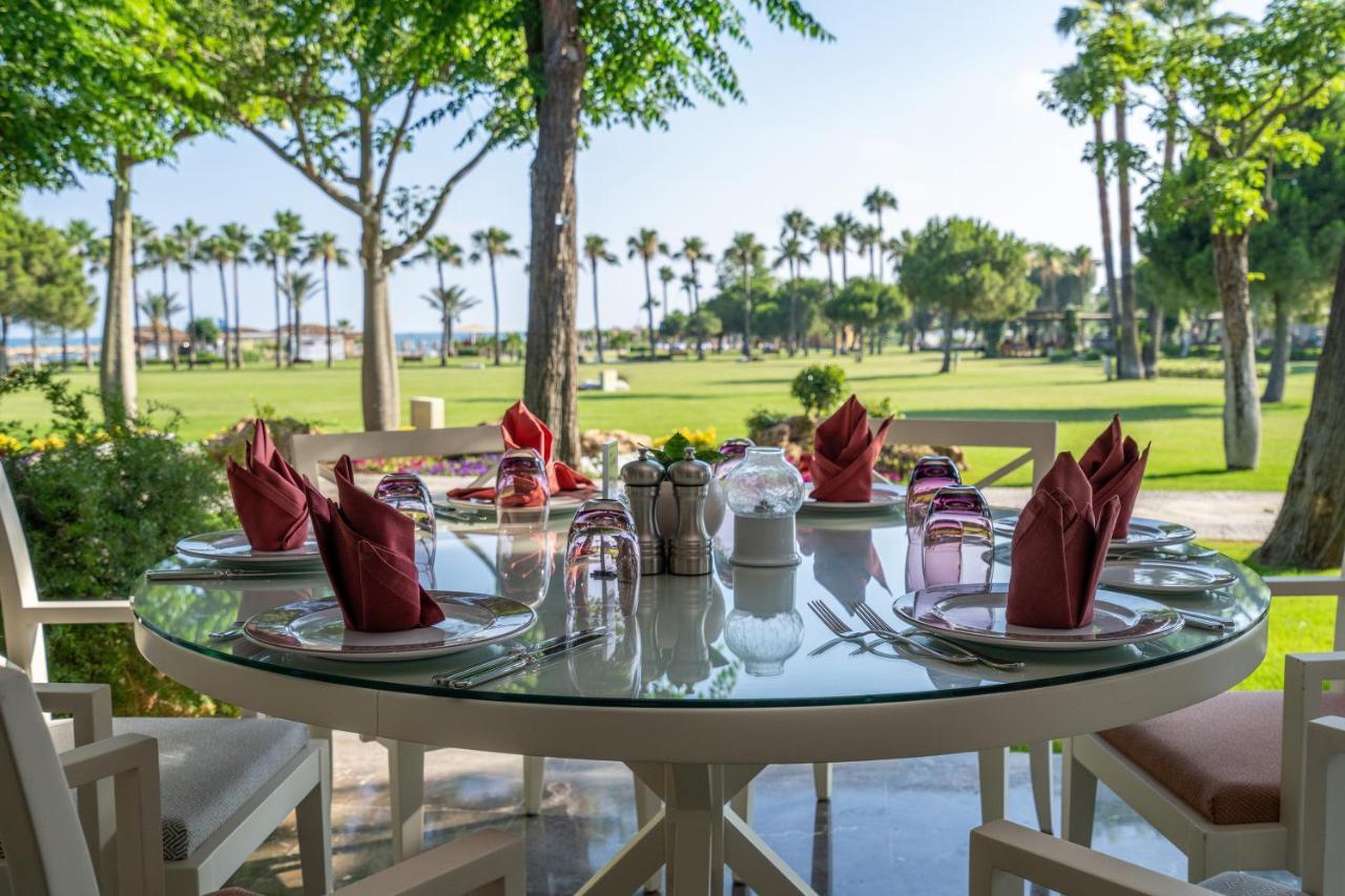 Lara Barut Collection Hotel Antalya Exterior foto The restaurant at the hotel