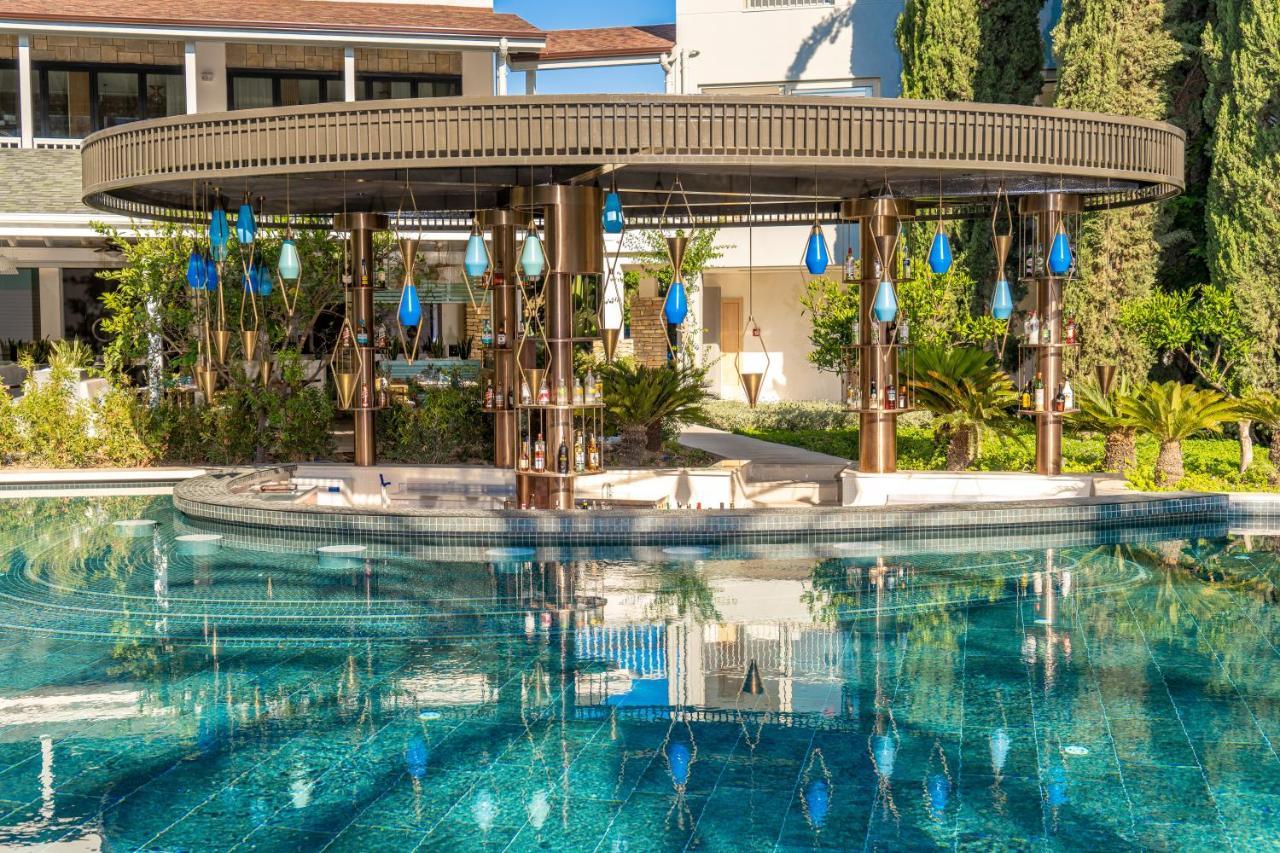Lara Barut Collection Hotel Antalya Exterior foto The swimming pool at the hotel