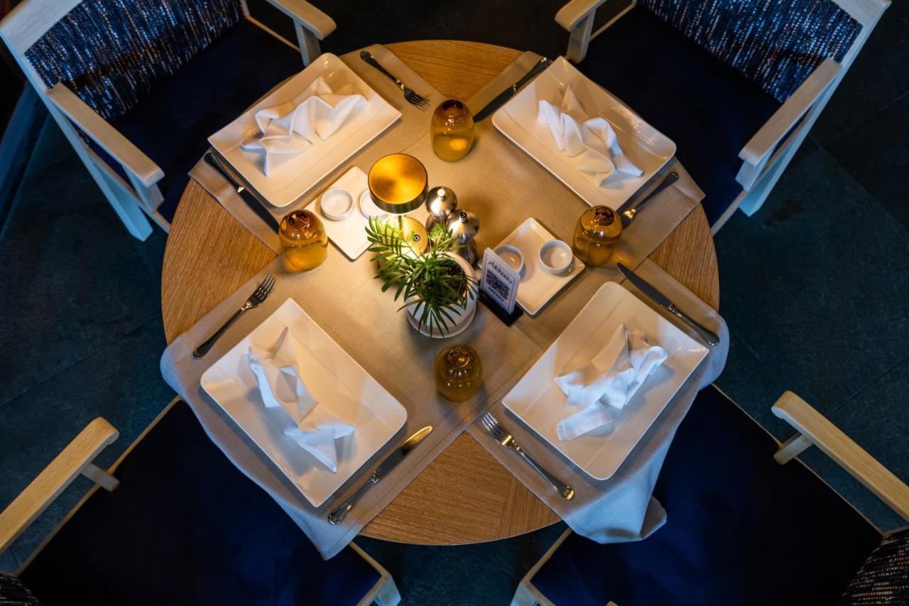 Lara Barut Collection Hotel Antalya Exterior foto A table set for dinner